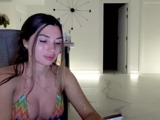 SweetReya's Live Sex Cam Show