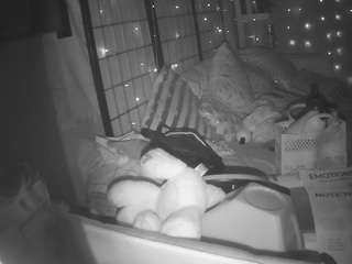voyeurcam-sheenarose-01