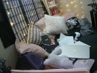 voyeurcam sheenarose 01's Live Sex Cam Show