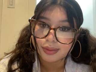 aliceafterdark Live Webcam on CamSoda