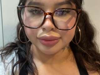 Live webcam model aliceafterdark on Soda Cams