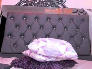 ammy-vond from CamSoda is Freechat