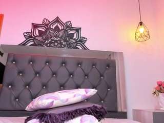 ammy-vond from CamSoda is Freechat