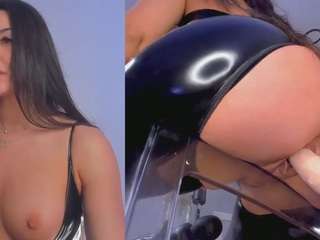 dakotablare Live Webcam on CamSoda