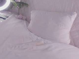 Live webcam model dakotablare on Soda Cams