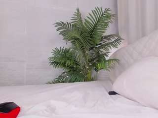 dakotablare's CamSoda show and profile