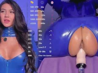 dakotablare Live Webcam on CamSoda