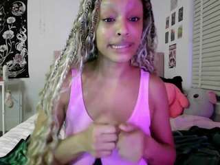 raventhesag from CamSoda is Freechat