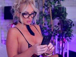 annabellastar Live Webcam on CamSoda