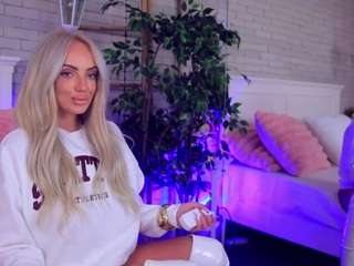 annabellastar Live Webcam on CamSoda