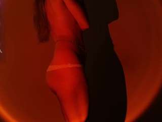 kristelshow's CamSoda show and profile