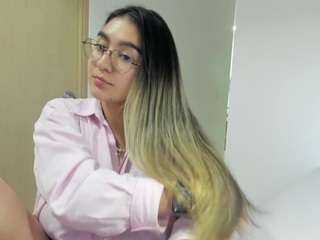 alexyferrer Live Webcam on CamSoda