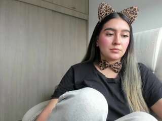 alexyferrer Live Webcam on CamSoda
