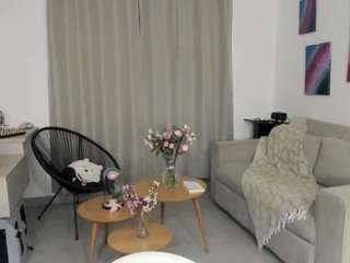 alexyferrer's CamSoda show and profile