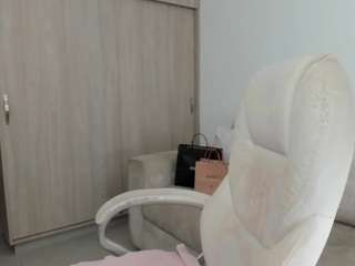 Live webcam model alexyferrer on Soda Cams