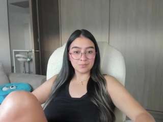 Live webcam model alexyferrer on Soda Cams