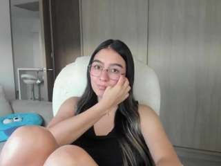 Live webcam model alexyferrer on Soda Cams