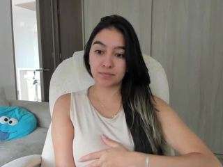 Live webcam model alexyferrer on Soda Cams