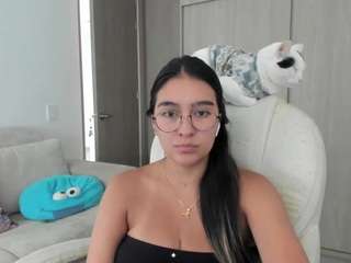 Live webcam model alexyferrer on Soda Cams