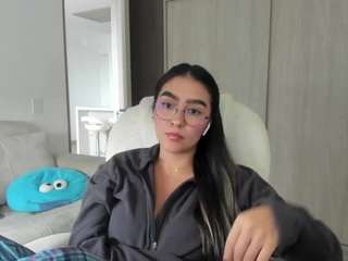 Live webcam model alexyferrer on Soda Cams