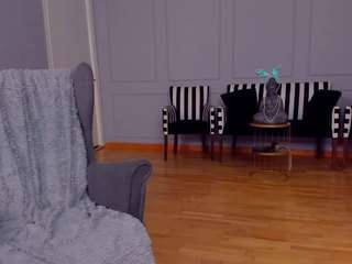 AwwElla
