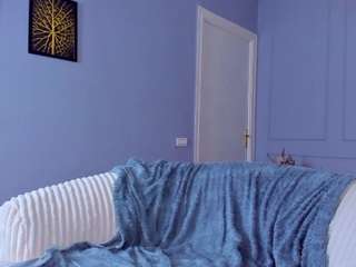 brieneblair Live Webcam on CamSoda