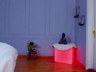 brieneblair Live Webcam on CamSoda