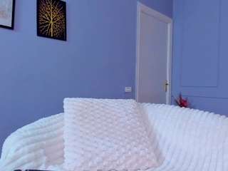 brieneblair Live Webcam on CamSoda