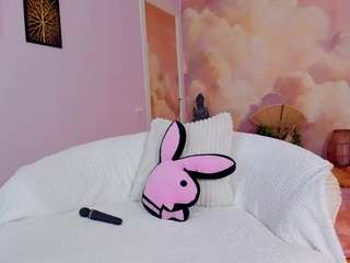 AwwElla