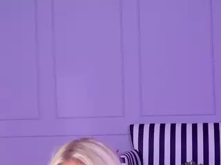 AwwElla's Live Sex Cam Show