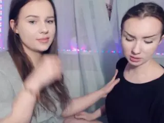 flora-stella's Live Sex Cam Show