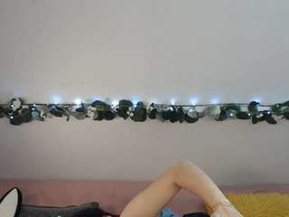 karinahotgirl live cam profile