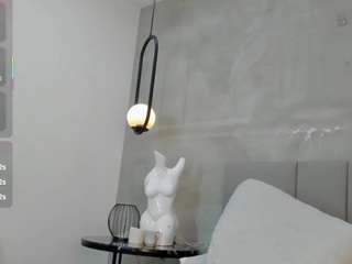 kikievega Drinking live webcam