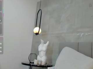 Live webcam model kikievega on Soda Cams