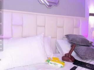 Live webcam model sexy-elyn on Soda Cams