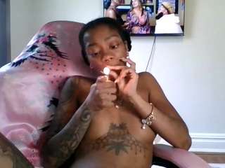 Live webcam model princesspyt on Soda Cams