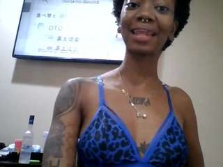 Live webcam model princesspyt on Soda Cams