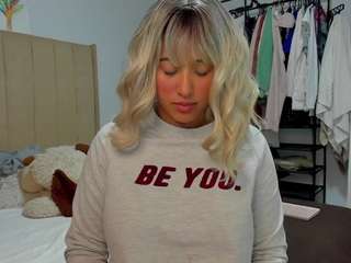 holly-brooke