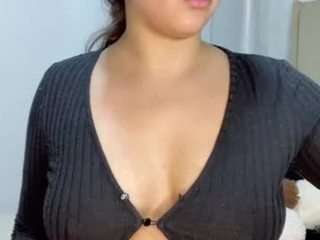 holly-brooke