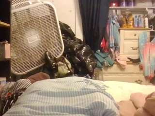 starlight1983's CamSoda show and profile