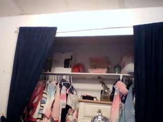 starlight1983 live cam preview