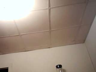 starlight1983 live cam preview