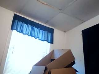 starlight1983 live cam preview