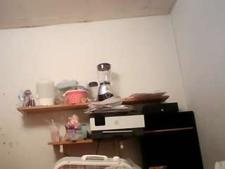 starlight1983 live cam preview