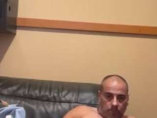 legion-mac Live Webcam on {site_name}