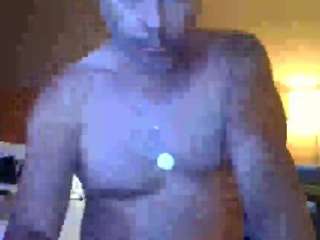 legion-mac's CamSoda show and profile