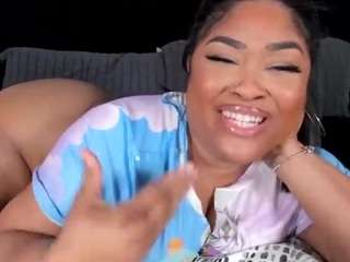 Live webcam model misszylahd on Soda Cams