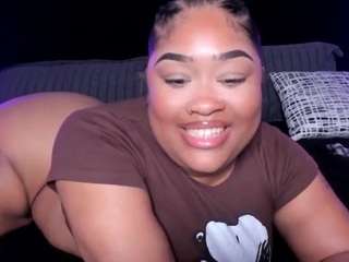 Live webcam model misszylahd on Soda Cams