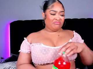 misszylahd Live Webcam on CamSoda