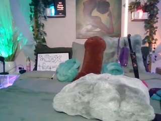 LOVELYS ROOM